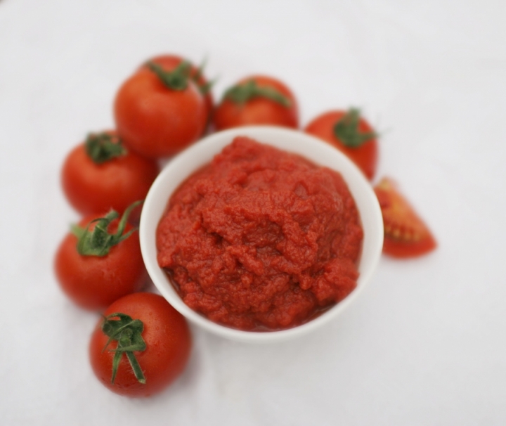Tinned Tomatoes Including Peeled Plum & Chopped to Passata & Pizza Sauce